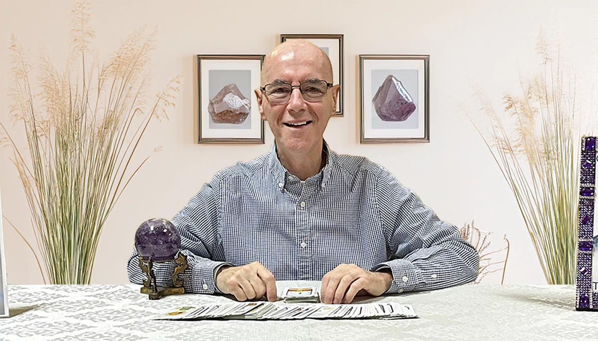 Tacoma Tarot, Tacoma Medium, Psychic Tarot Reading By Bill Champlin & Akashic Records, Intuitive Readings